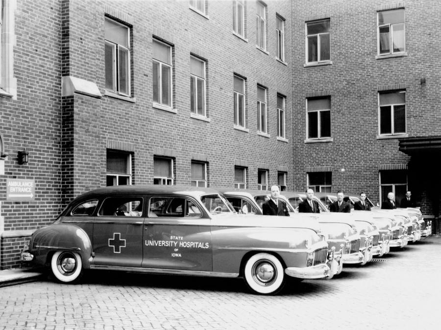  DeSoto Custom Suburban Sedan Ambulance 1947 года  (фото 2 из 4)